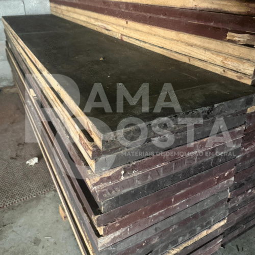 Placas Mad Wall Semi Novas 50cm x 2,50m
