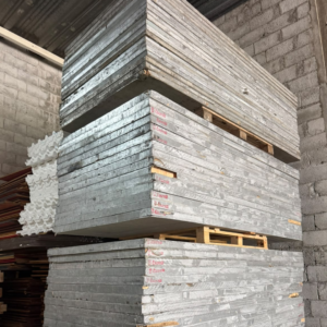 Placa Wall 2,50x1,20m 55mm Usada